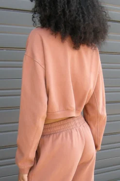 Basic Crop Sweatshirt