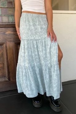 Textured Floral Tiered Maxi Skirt